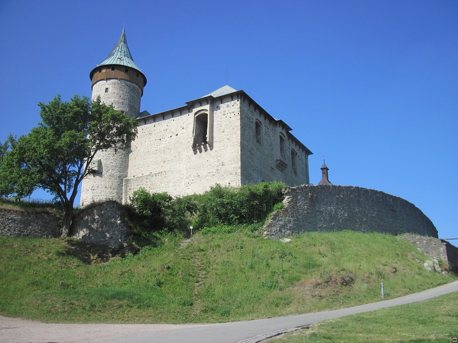 img00004.jpg