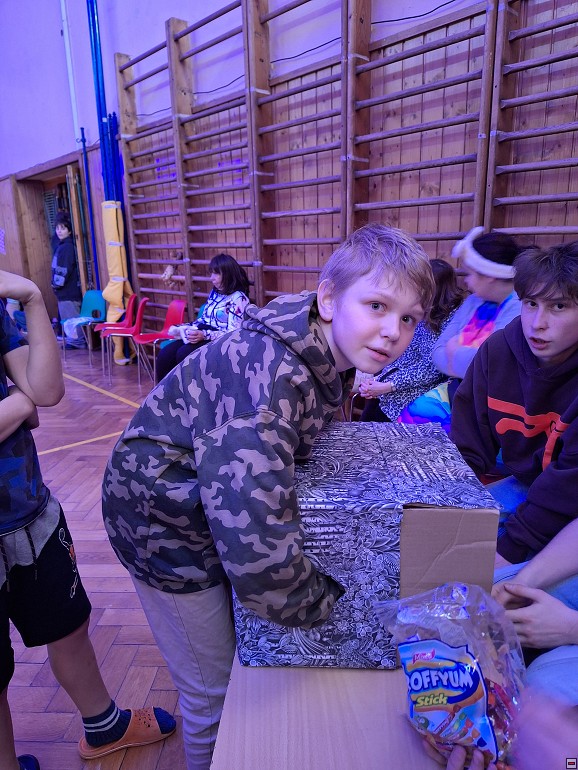 img00006.jpg