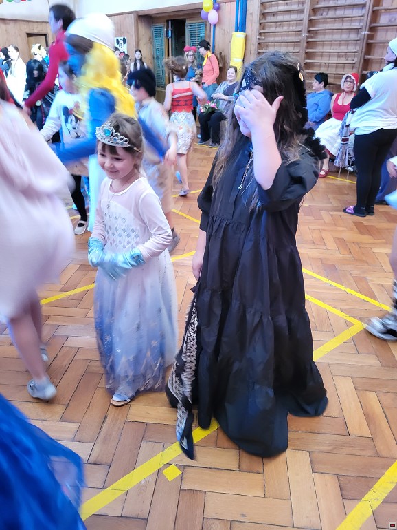 img00015.jpg